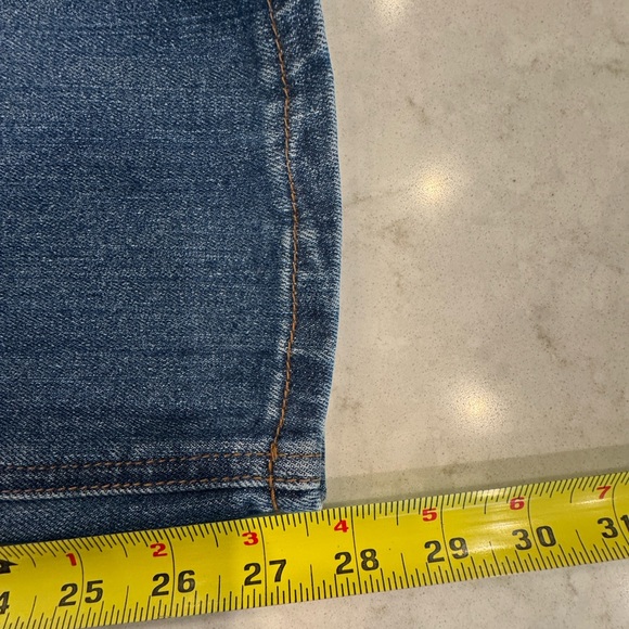 Dex Blue Boyfriend Jeans with Vintage-Inspired Fading - Picture 6 of 6